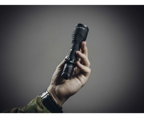 Armytek Latarka taktyczna Viking Pro Magnet USB White Armytek Latarka taktyczna Viking Pro Magnet USB White